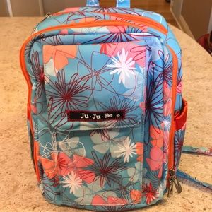 Jujube Mini Be in Dizzy Daisies!